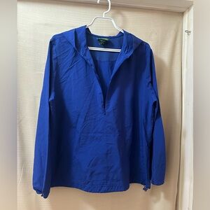 L.L. Bean Women’s Blue Hooded Windproof Jacket – XL
